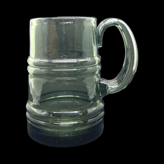 Vintage ølkrus i sotet glass